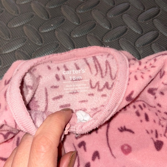 Bundle of 7 footies and sweatshirts 18 month - Picture 6 of 11